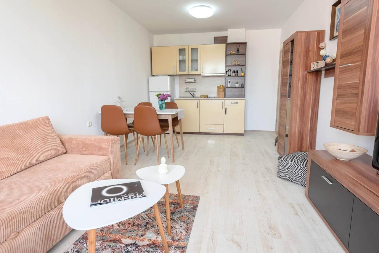 Apartment Gendar Delux, Sunny Island, チェルノモレツ エクステリア 写真